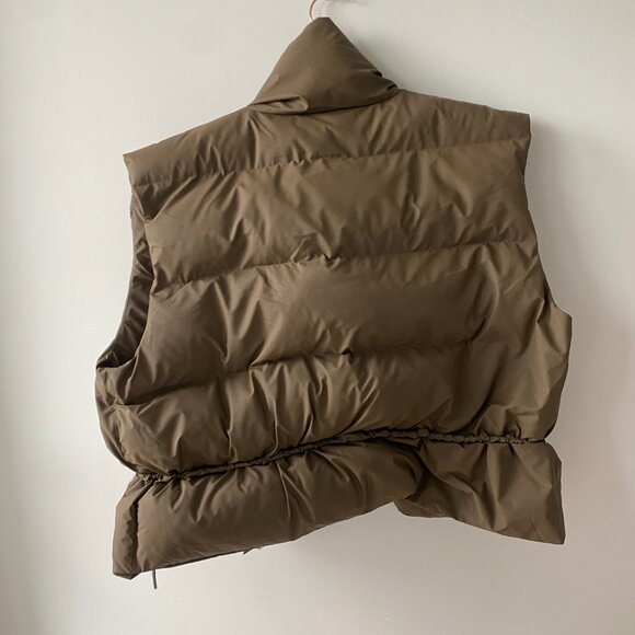 Rains High Neck Padded Shell Vest - Picture 4 of 10